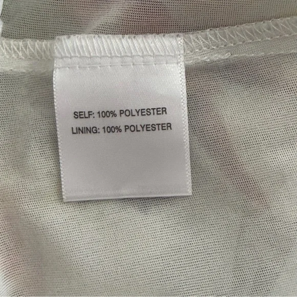 Rose & Olive Womens Floral Flutter Sleeve Top Size 3X Cream Lined Romantic - Picture 7 of 8